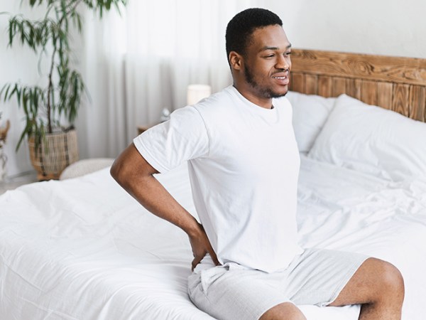 (Blogartikel) Waarom krijg je spierpijn als je moe bent? En wat kun je eraan&nbsp;doen?